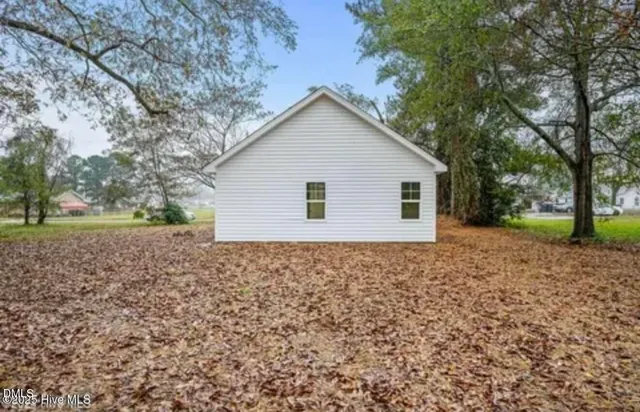 $230,000 | 1220 West Blackman Road, Dunn, NC 28334