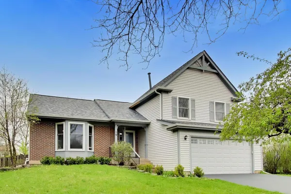 $585,000 | 19 Dellmont Court, Buffalo Grove, IL 60089