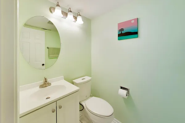 $585,000 | 19 Dellmont Court, Buffalo Grove, IL 60089