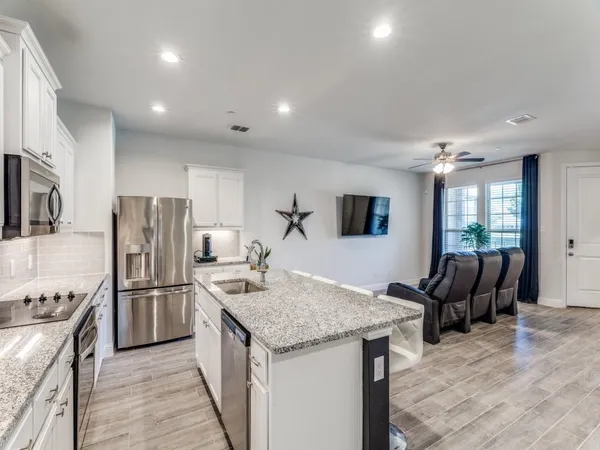 $380,000 | 5944 Bursey Road, Watauga, TX 76148