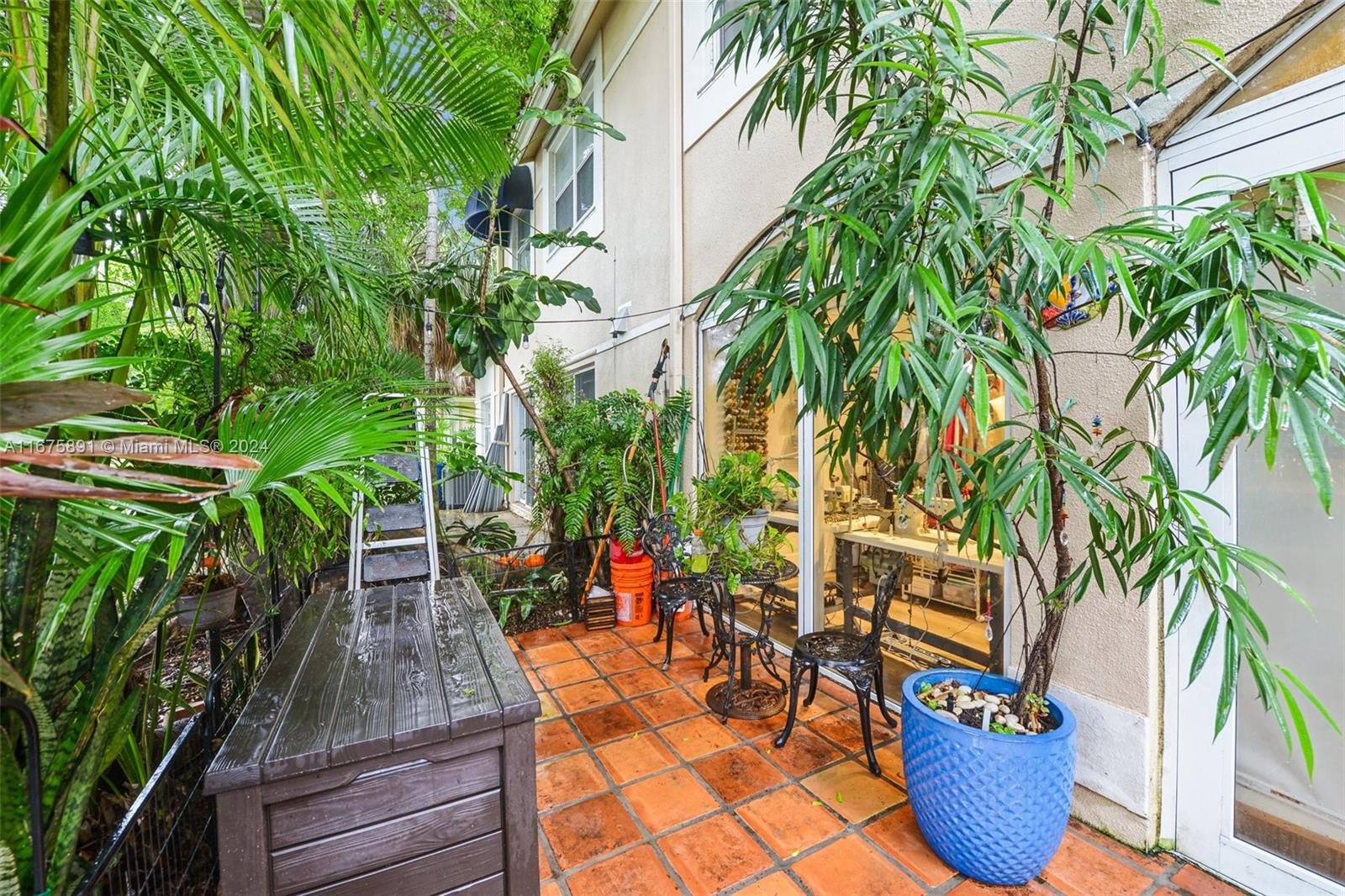 549 Racquet Club Road, Unit 30 Weston, FL 33326 - Photo 22 of 31 Gallery Image 22