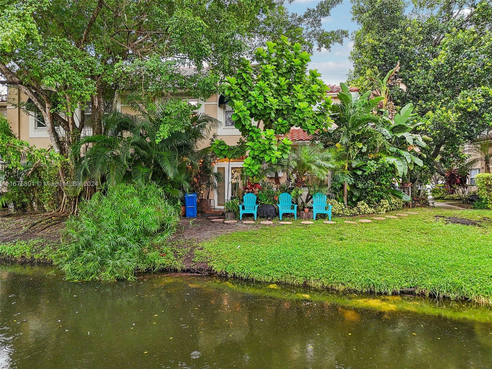 549 Racquet Club Road, Unit 30 Weston, FL 33326 - Photo 29 of 31 Gallery Image 29