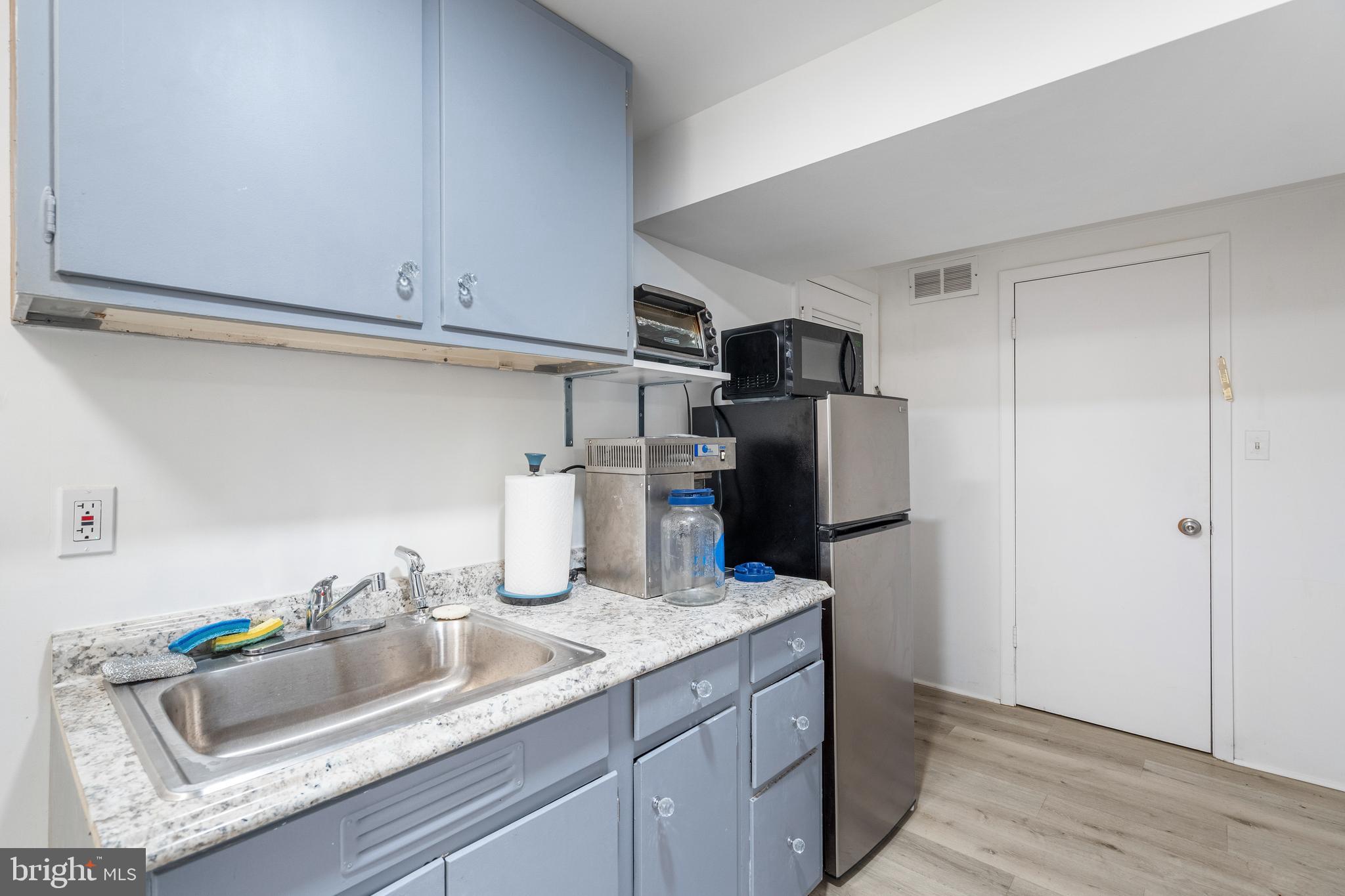 3207 Midfield Road Pikesville, MD 21208 - Photo 26 of 32 Lower Level Kitchenette