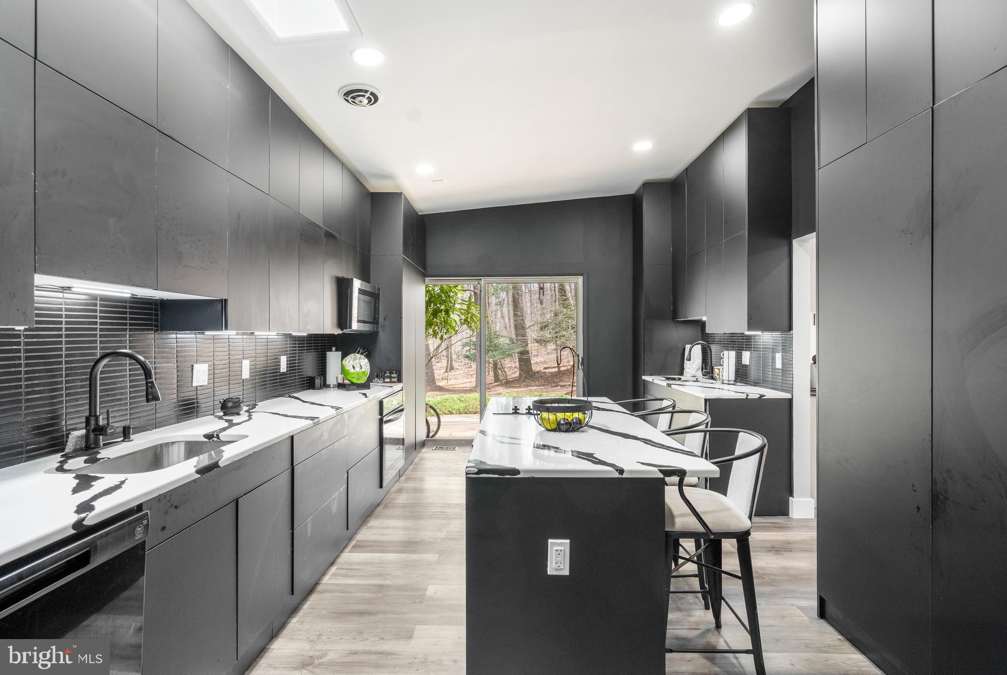 3207 Midfield Road Pikesville, MD 21208 - Photo 8 of 32 Great Space to Prepare and Cook Holiday Meals!