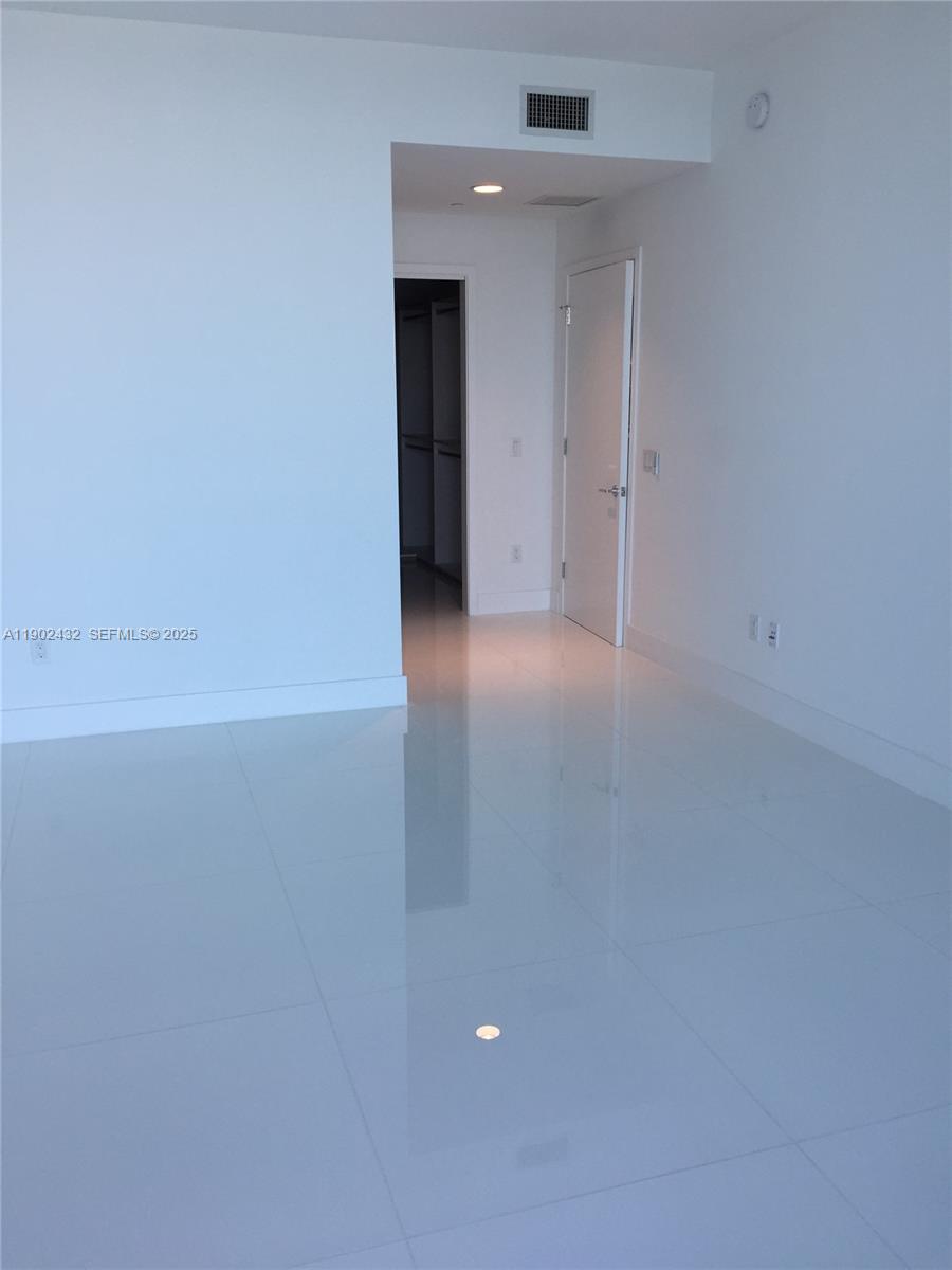 350 Ocean Drive, Unit 704N Key Biscayne, FL 33149 - Photo 24 of 34 a view of an empty room