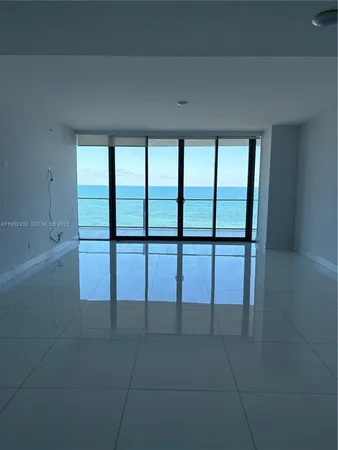 $19,500 | 350 Ocean Drive, Unit 704N, Key Biscayne, FL 33149