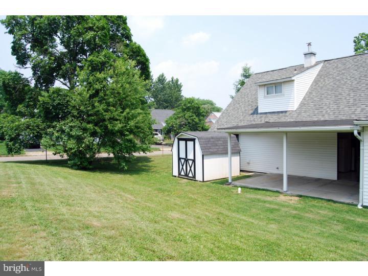 115 Verdant Road Levittown, PA 19057 - Photo 3 of 22 Back Yard