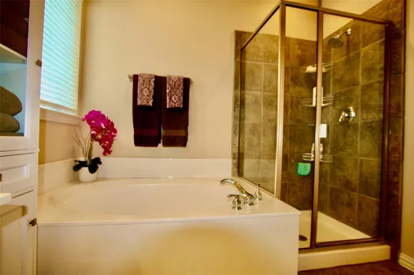 $3,250 | 2734 Greenway Drive, Frisco, TX 75034