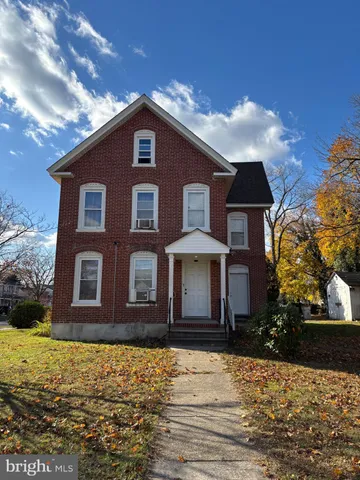 $270,000 | 218 South East Avenue, Vineland, NJ 08360