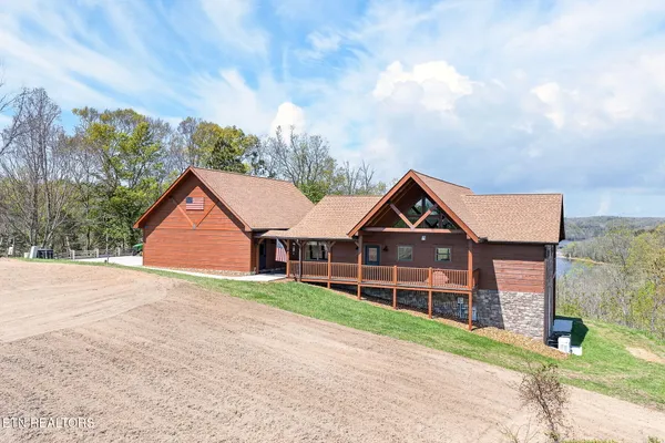 $995,000 | 800 Quail, Byrdstown, TN 38549