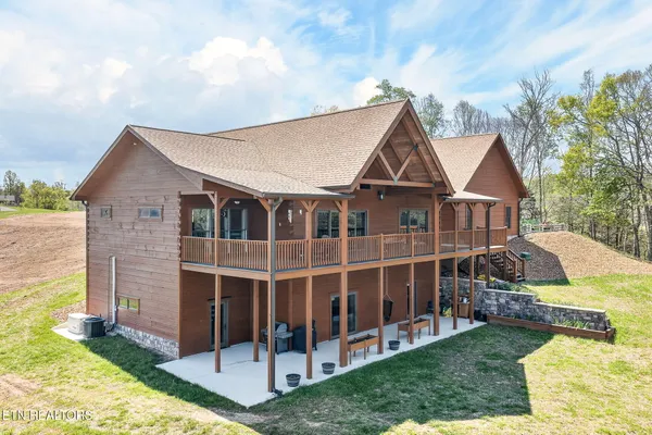 $995,000 | 800 Quail, Byrdstown, TN 38549