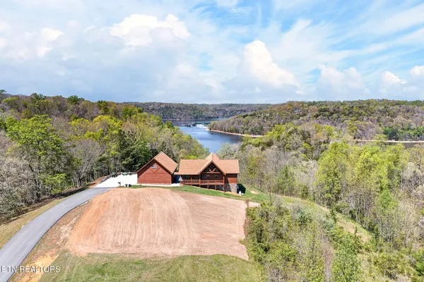 $995,000 | 800 Quail, Byrdstown, TN 38549