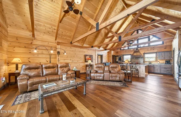 $995,000 | 800 Quail, Byrdstown, TN 38549