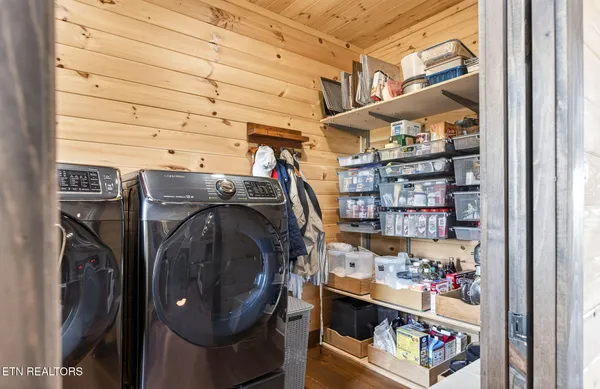 $995,000 | 800 Quail, Byrdstown, TN 38549