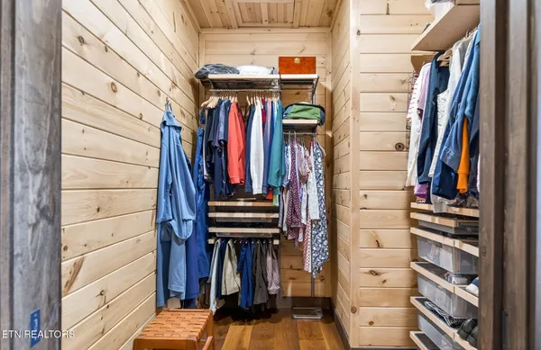 $995,000 | 800 Quail, Byrdstown, TN 38549