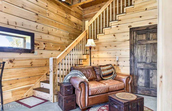 $995,000 | 800 Quail, Byrdstown, TN 38549