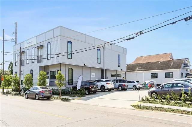 $1,950 | 100 West Harrison Avenue, Unit 202, New Orleans, LA 70124