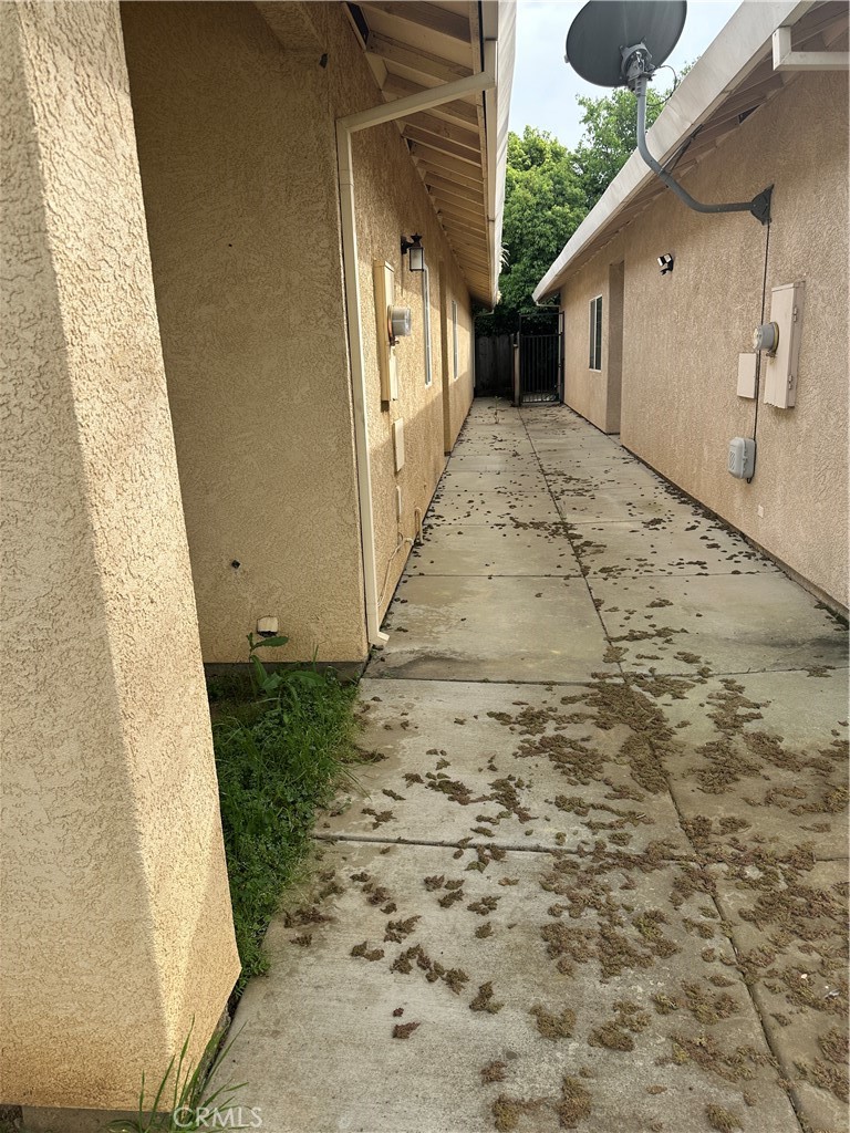 692 Gateway Circle Merced, CA 95340 - Photo 23 of 24 a view of a house with a backyard