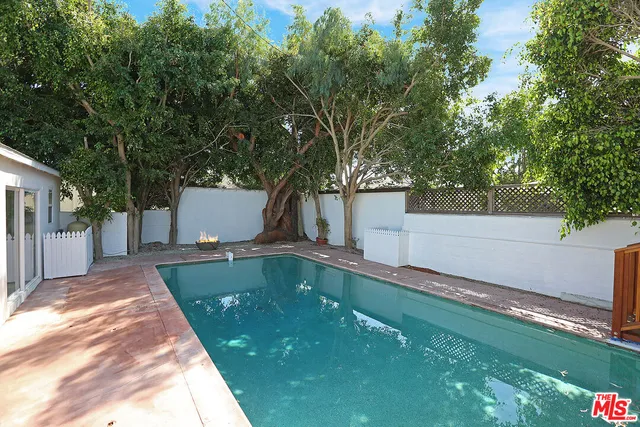 $10,000 | 12524 Woodbine Street, Los Angeles, CA 90066