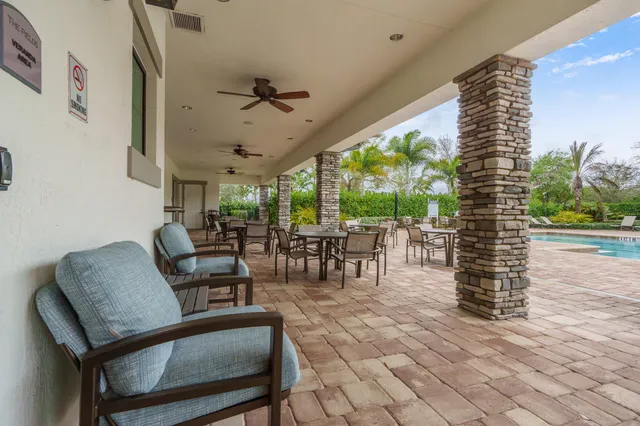 $689,000 | 8202 Cadre Noir Road, Lake Worth, FL 33467
