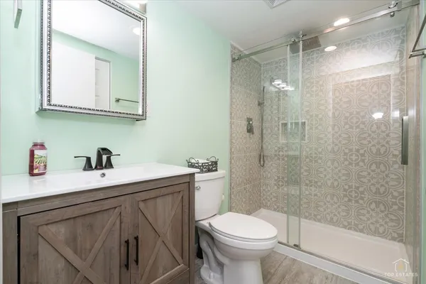 $475,000 | 114 North Salem Avenue, Arlington Heights, IL 60005