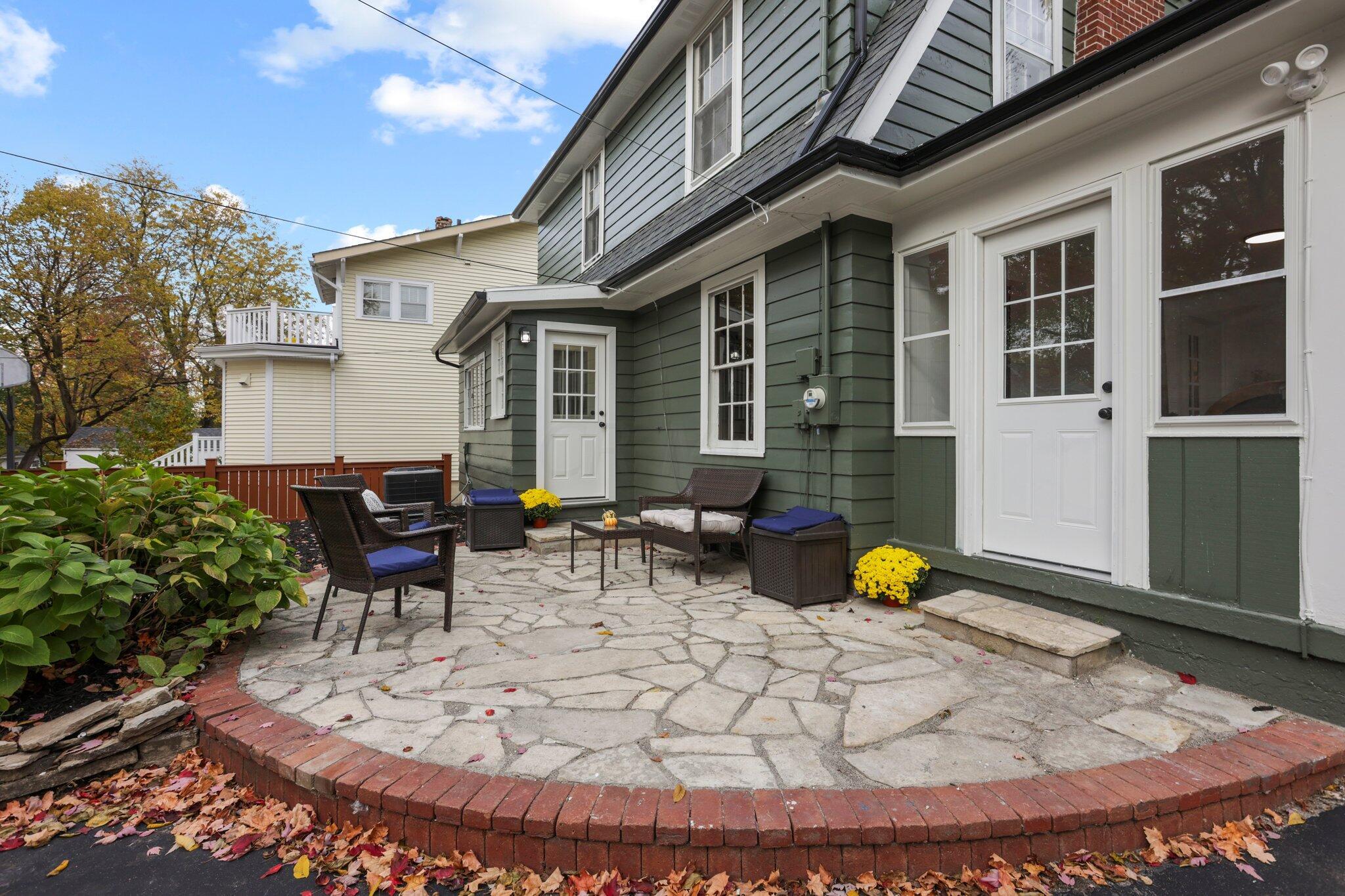 207 Chatham Road Columbus, OH 43214 - Photo 32 of 45 Back Patio