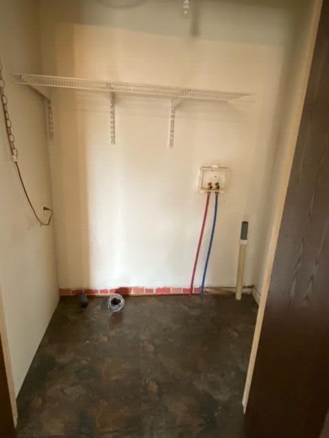 11174 Canandaigua Road Hudson, MI 49247 - Photo 11 of 14 laundry room