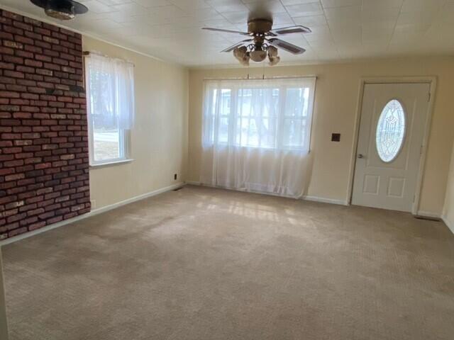 11174 Canandaigua Road Hudson, MI 49247 - Photo 4 of 14 living room