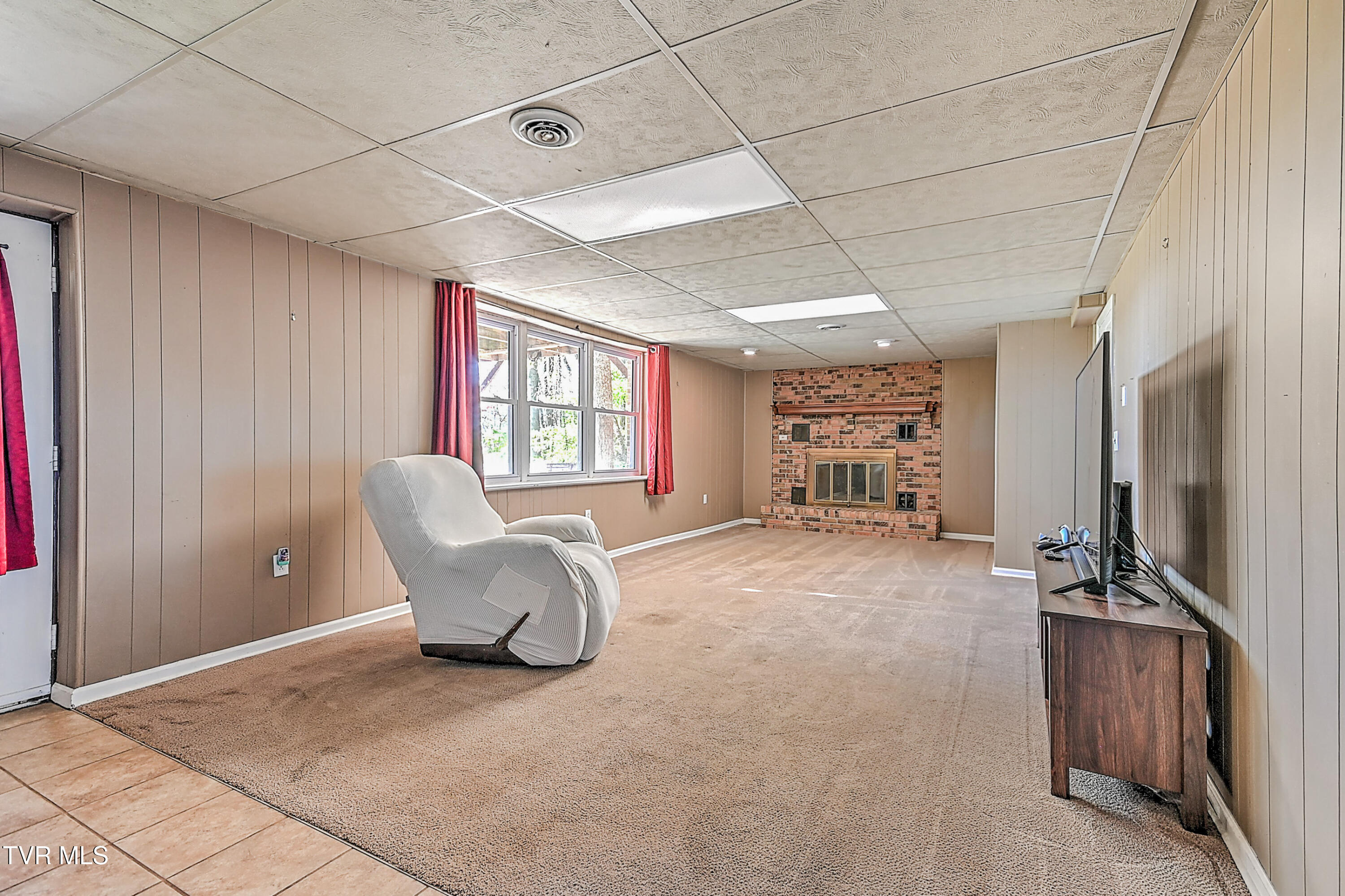 377 Carlton Road Bristol, TN 37620 - Photo 35 of 58 377 Carlton KB-2