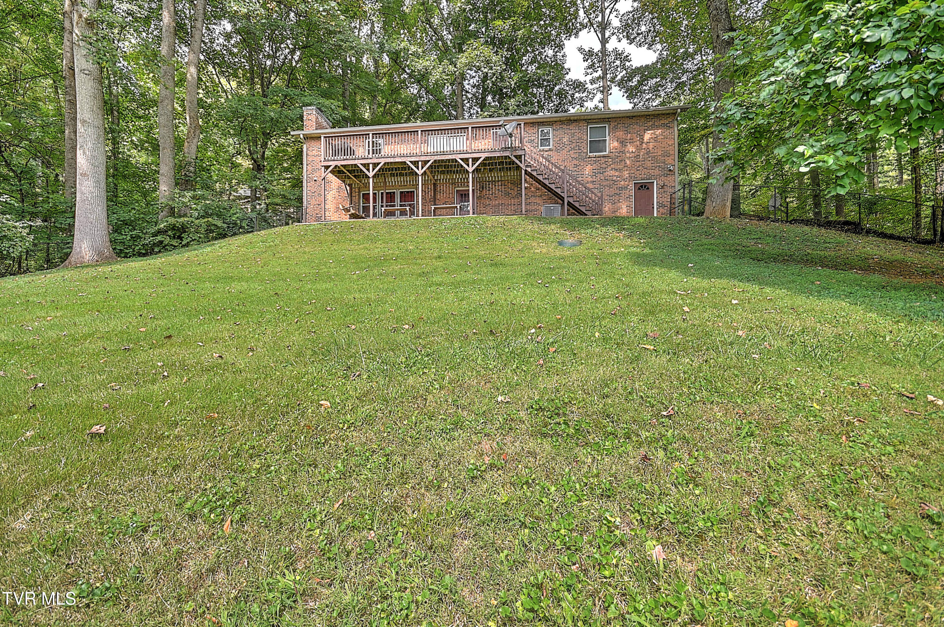 377 Carlton Road Bristol, TN 37620 - Photo 53 of 58 377 Carlton KB-61