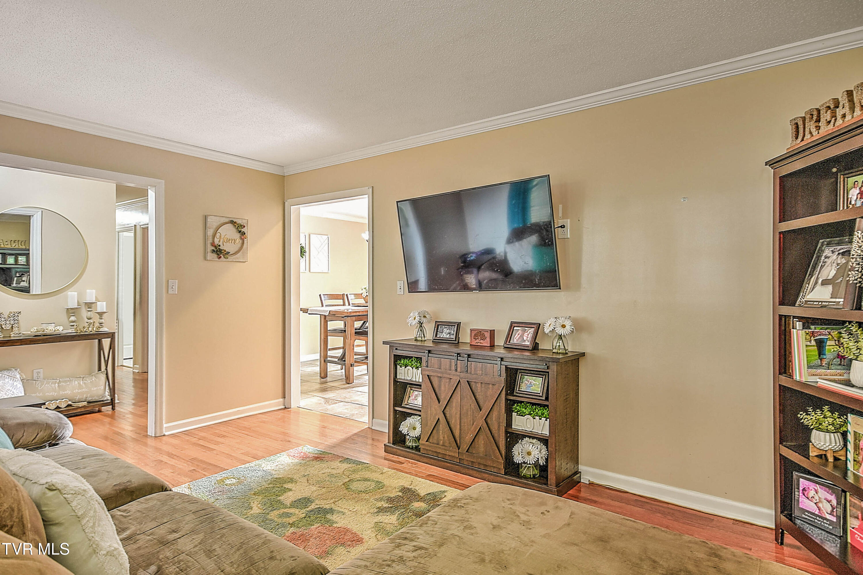 377 Carlton Road Bristol, TN 37620 - Photo 6 of 58 377 Carlton KB-13