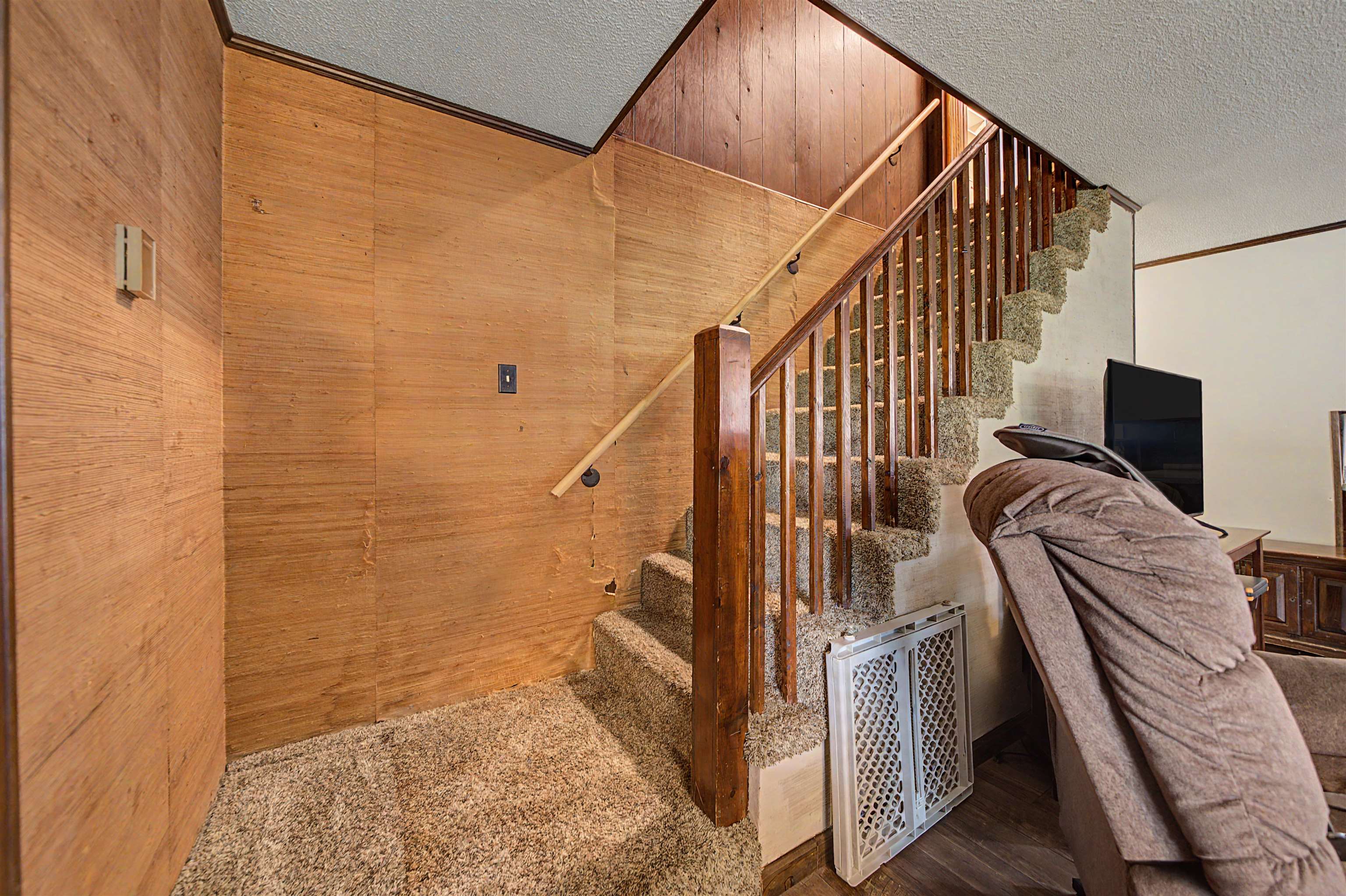 12 Baker Road Selmer, TN 38375 - Photo 25 of 28 a view of entryway