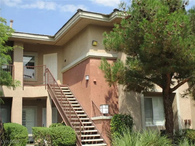 $1,500 | 1001 Domnus Lane, Unit 203, Las Vegas, NV 89144
