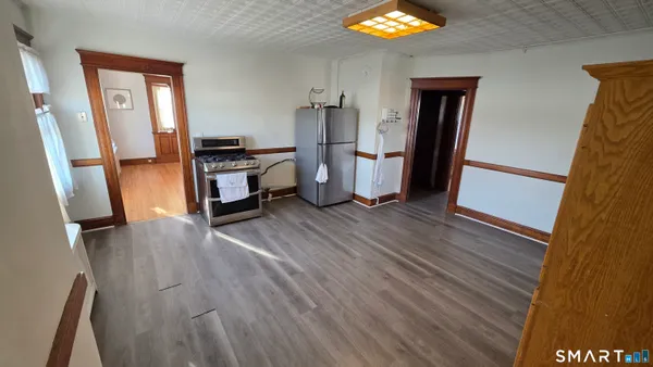 $1,400 | 393 Highland Avenue, Unit 3, Waterbury, CT 06708