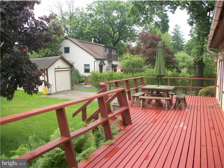40 West Mill Road Flourtown, PA 19031 - Photo 22 of 25 Deck