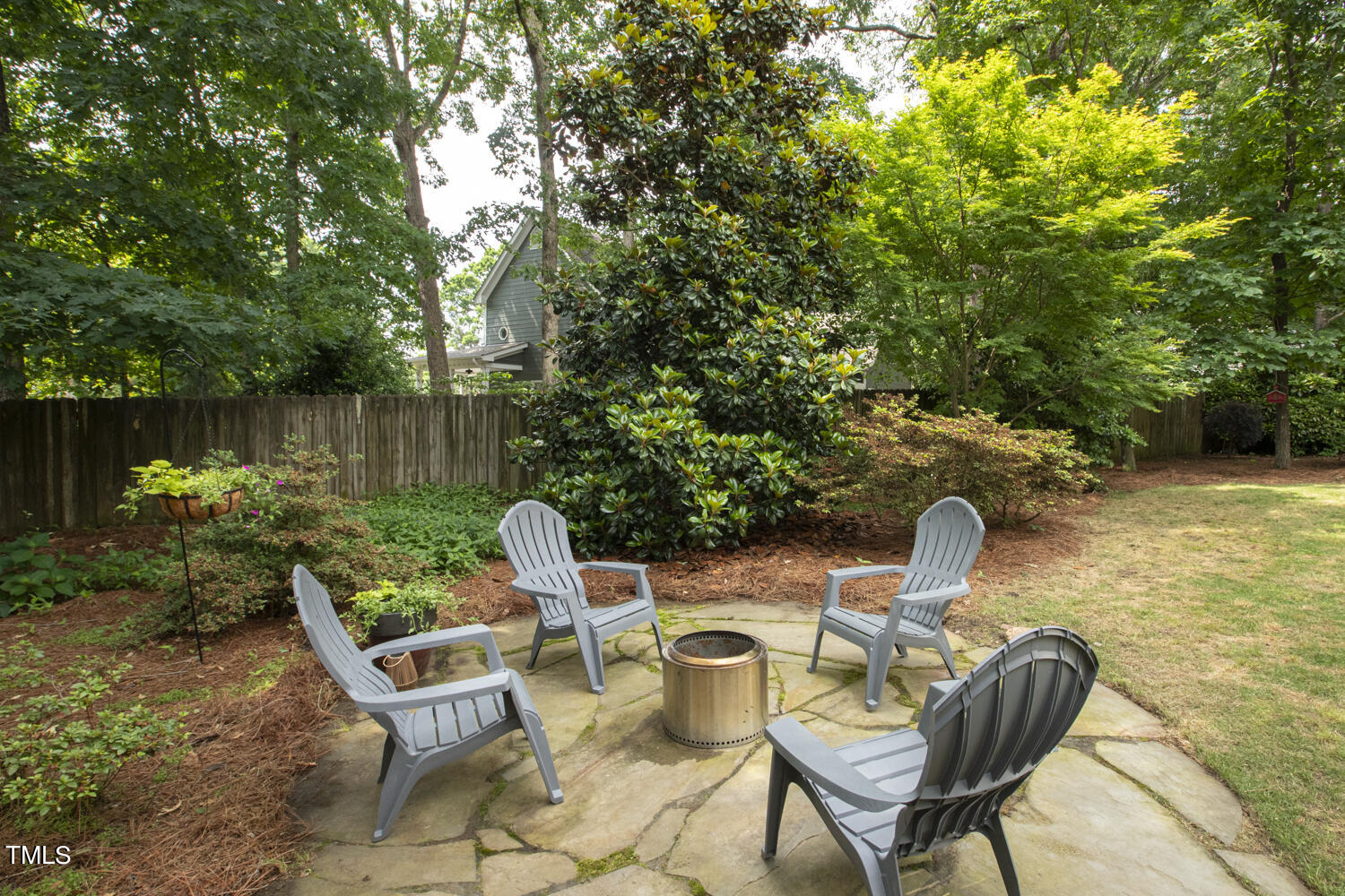 6409 Nowell Pointe Drive Raleigh, NC 27607 - Photo 27 of 29 006
