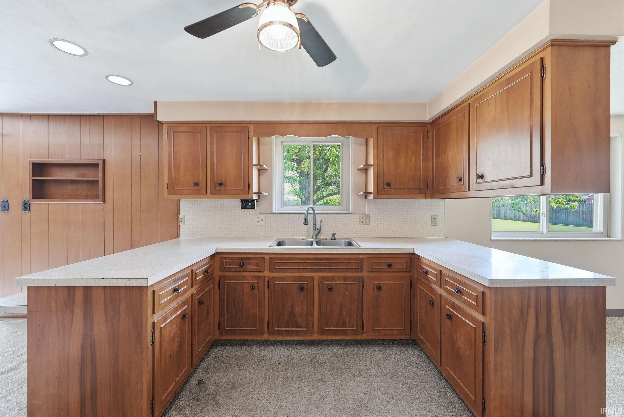 2710 Reed Road Fort Wayne, IN 46815 - Photo 9 of 34