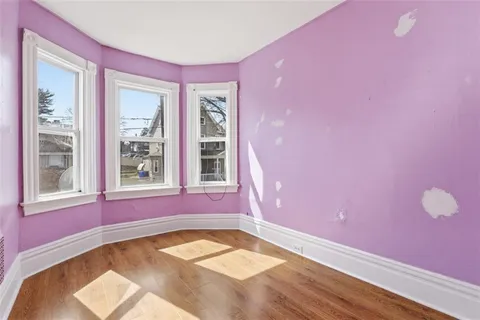 a view of livingroom with hardwood