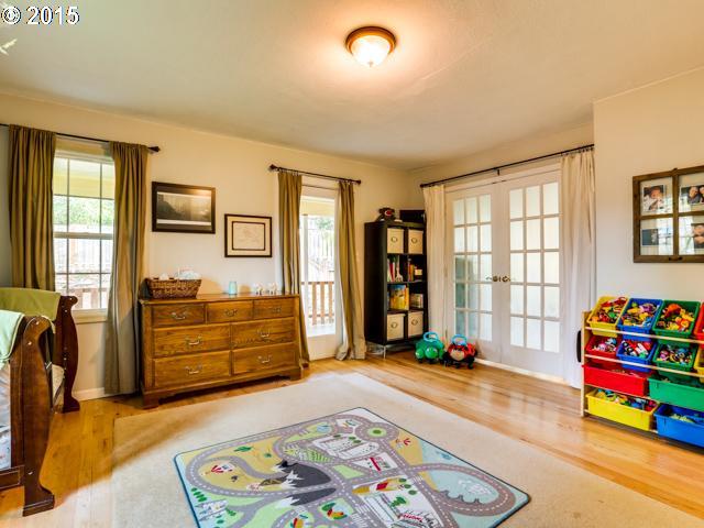 14935 Southwest Davis Road Beaverton, OR 97007 - Photo 10 of 16 Gallery Image 10