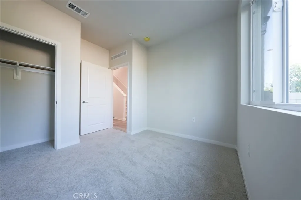 9561 Hannah Way Riverside, CA 92504 - Photo 14 of 30 Gallery Image 14