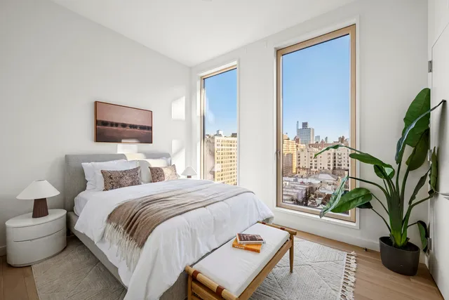$4,825,000 | 212 West 93rd Street, Unit 12 | Upper West Side