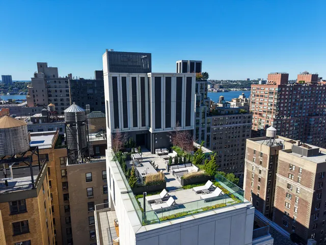 $4,825,000 | 212 West 93rd Street, Unit 12 | Upper West Side