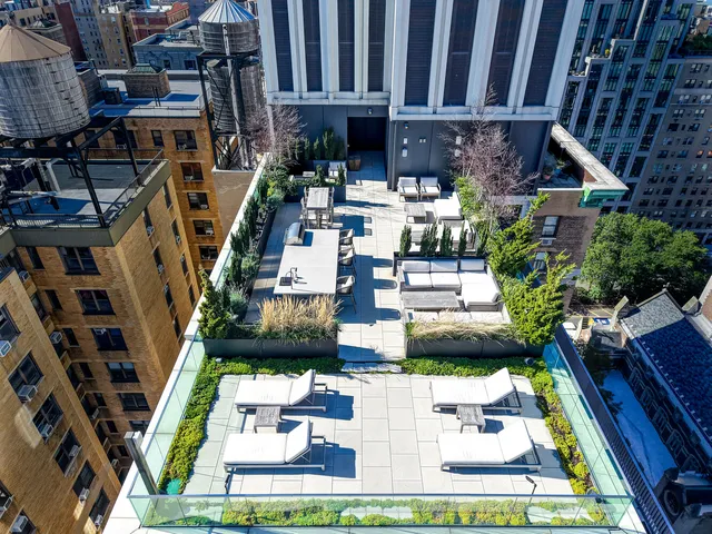 $4,825,000 | 212 West 93rd Street, Unit 12 | Upper West Side