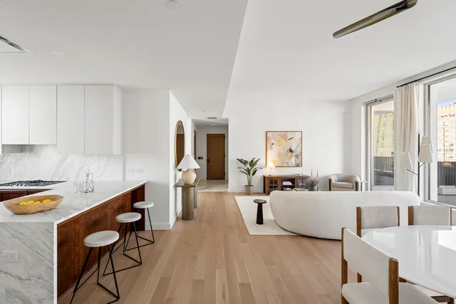 $4,825,000 | 212 West 93rd Street, Unit 12 | Upper West Side