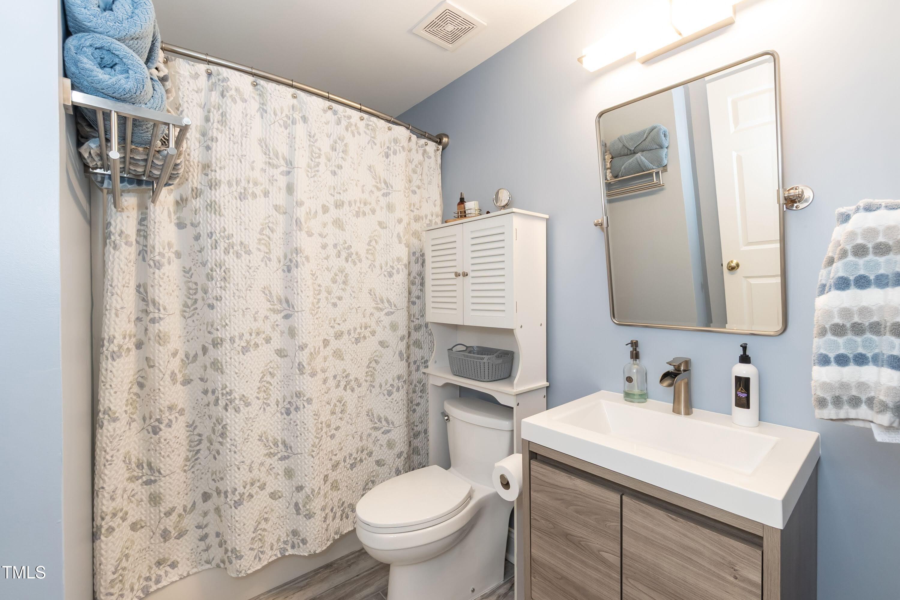 11217 Maplecroft Court Raleigh, NC 27617 - Photo 28 of 40 Bathroom 02