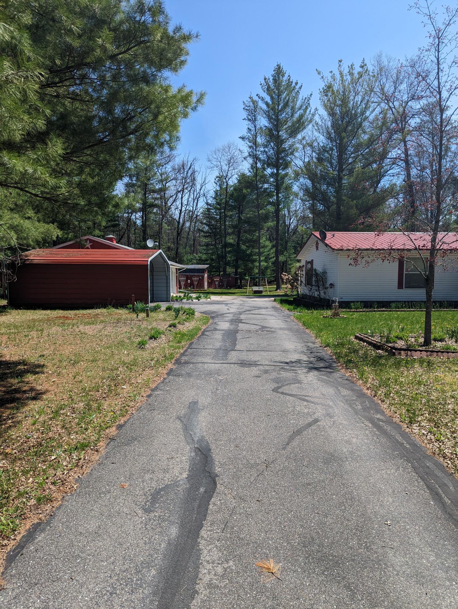 2204 South Forman Road Baldwin, MI 49304 - Photo 41 of 51 PXL_20230510_162432430