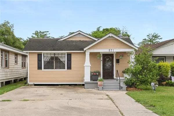 $170,000 | 831 Ave. B, Westwego, LA 70094