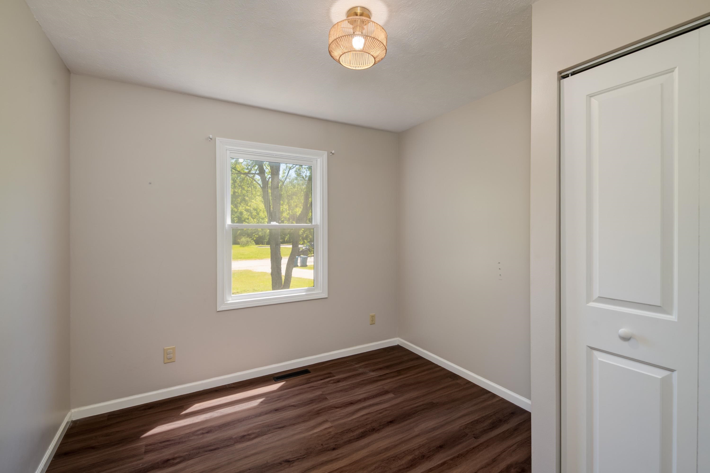 2575 Reily Court Traverse City, MI 49685 - Photo 13 of 37