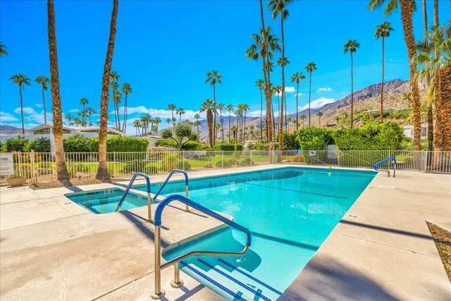 $879,000 | 211 East Canyon Vista Drive, Palm Springs, CA 92264