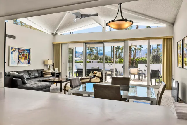 $879,000 | 211 East Canyon Vista Drive, Palm Springs, CA 92264